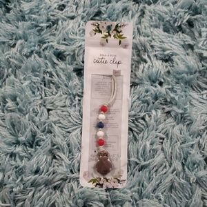 Jon Hollis cutie clip ryan & rose